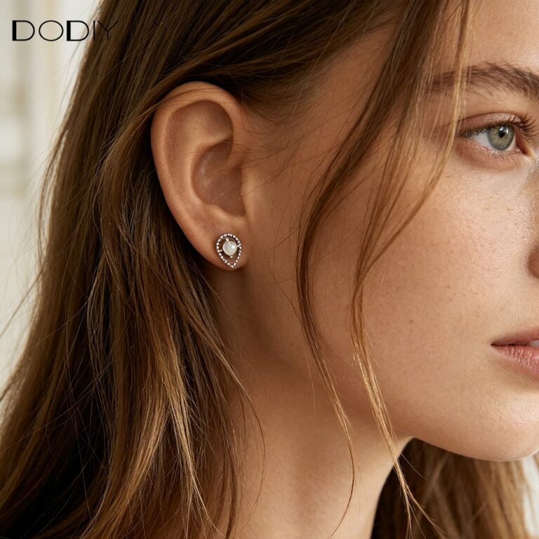 Fashion jewelry Brass Moonstone stud earrings